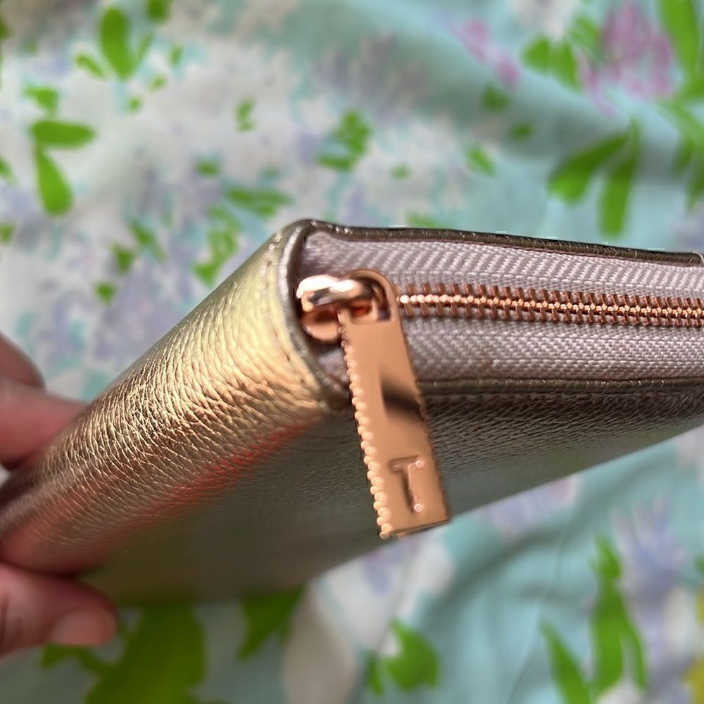Ted Baker Zip Around Pebbled Leather - Rose Gold - Picture 10 of 10